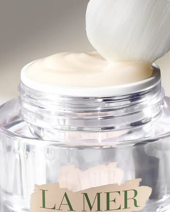 The Neck and Decollete Concentrate Hydrating Cream
