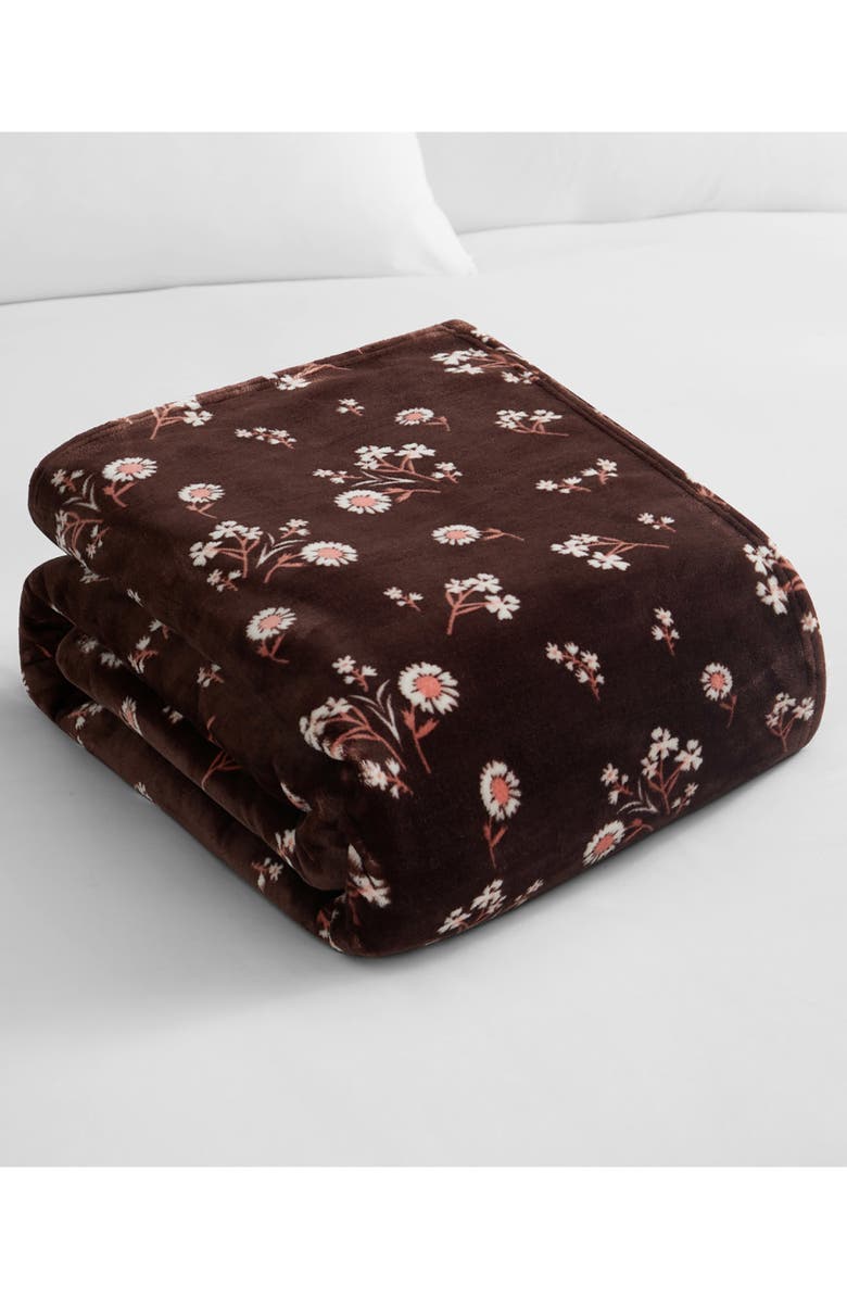 Lucky Brand Daisy Faux Shearling Throw Blanket, Alternate, color, French Roast Brown