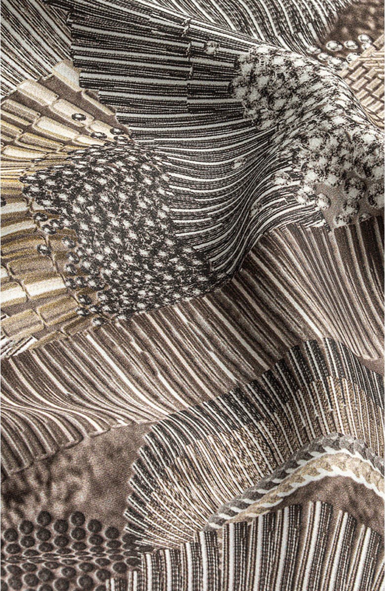 Togas Ligardes duvet cover, Alternate, color, Brown