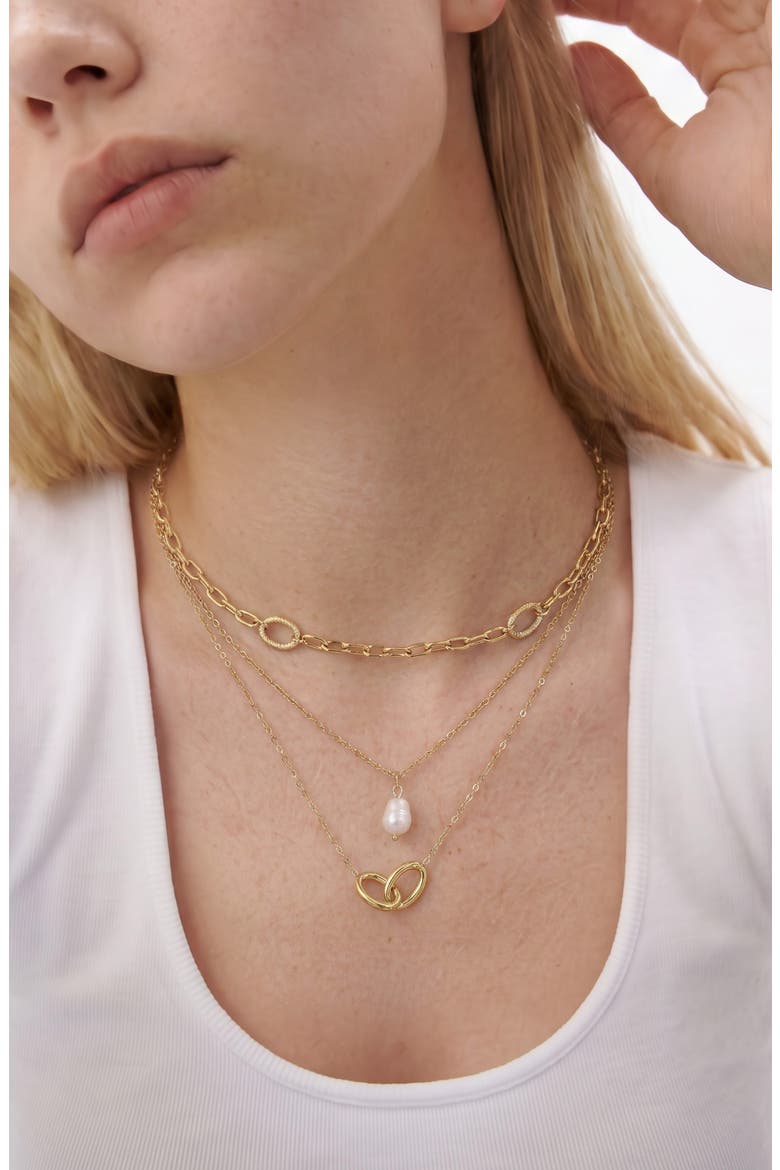 Set of 3 Assorted Freshwater Pearl Necklaces, Alternate, color, GOLD/ WHITE