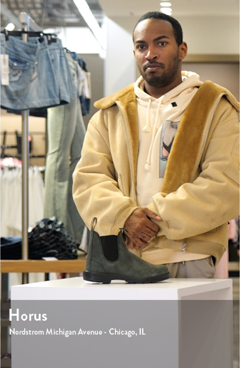 Classic 587 Water Resistant Chelsea Boot