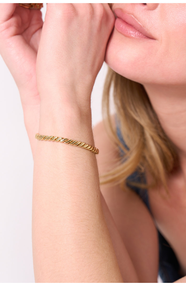 Electric Picks Madden Bracelet, Alternate, color, Gold