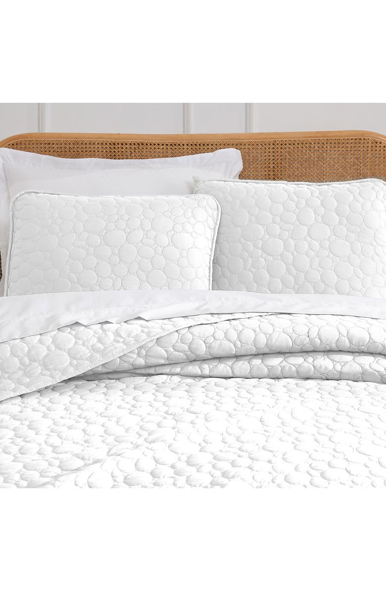 SOUTHSHORE FINE LINENS Pebble Embroidered Microfiber Oversize Quilt Set, Alternate, color, White