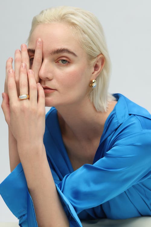 Classicharms Frosted And Matted Texture Two Tone Ring In Gold