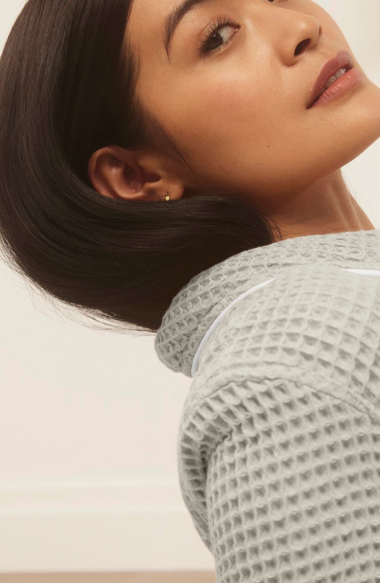 Boll & Branch Organic Cotton Waffle Robe, Alternate, color, Pewter/ White