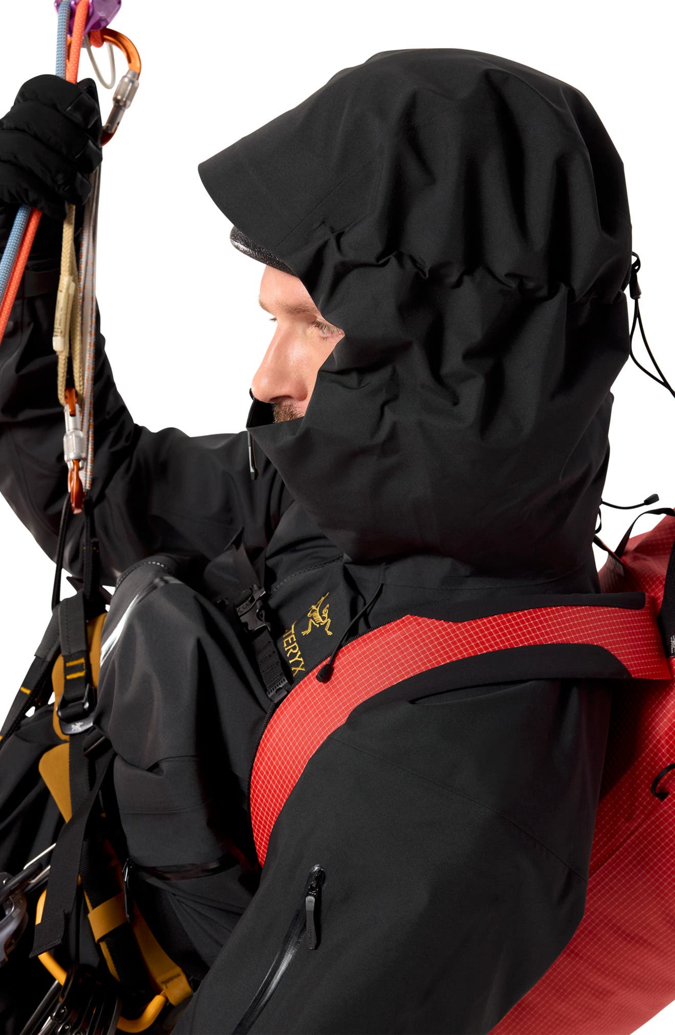 Мужские куртки Arc'teryx Alpha SV Waterproof Jacket — фото 8