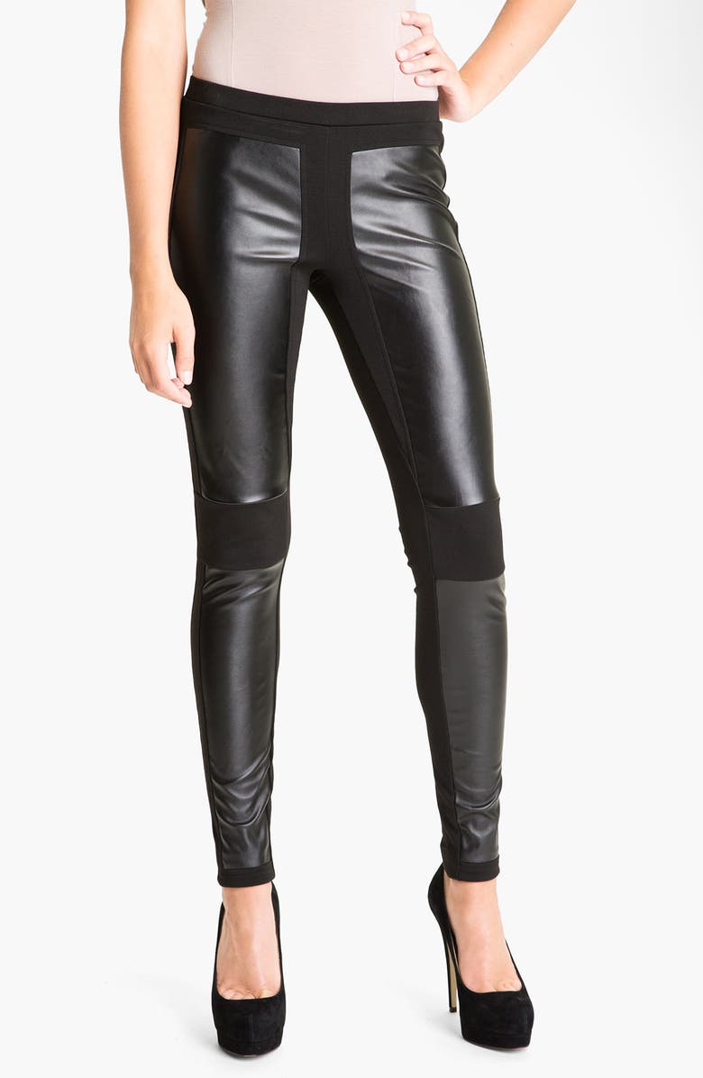 Trouvé , Main, color,