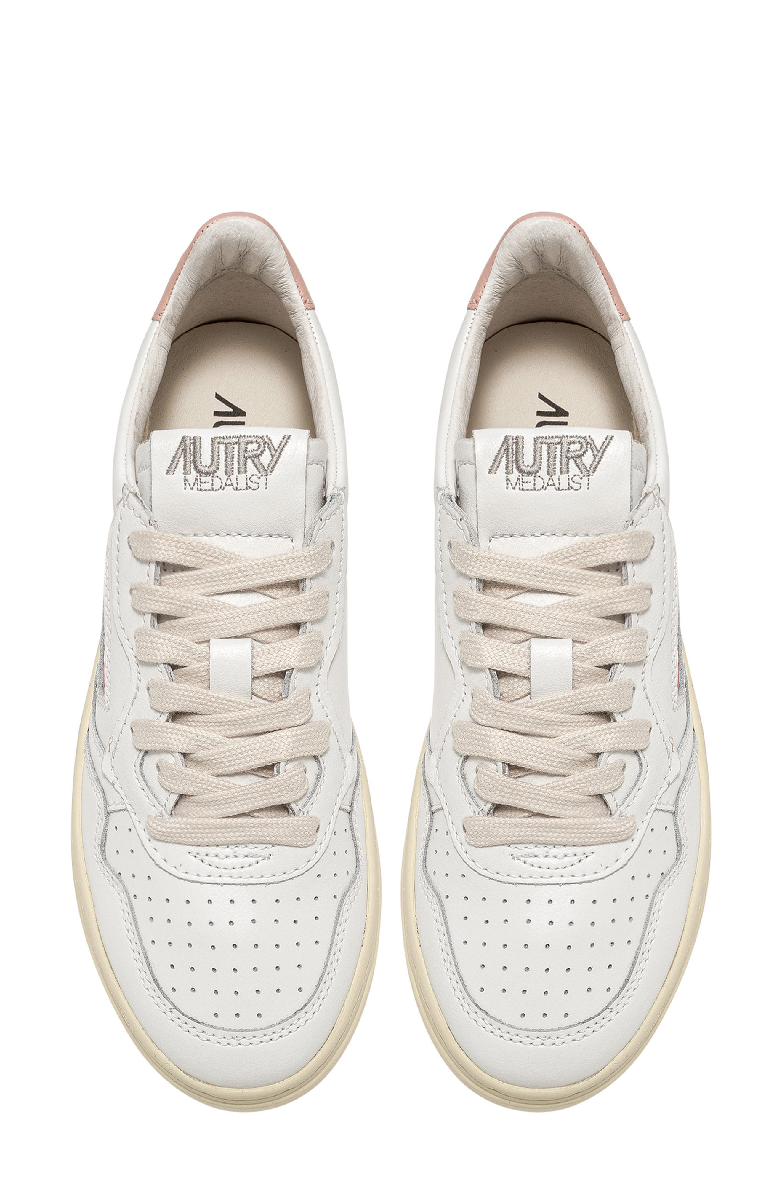 AUTRY Medalist Low Sneaker, Alternate, color, Leather/Leather White/Pink