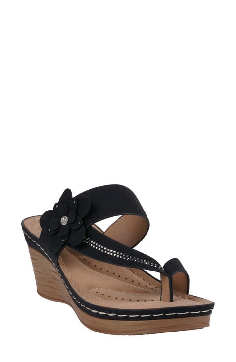 Taryn Flower Wedge Sandal (Women)