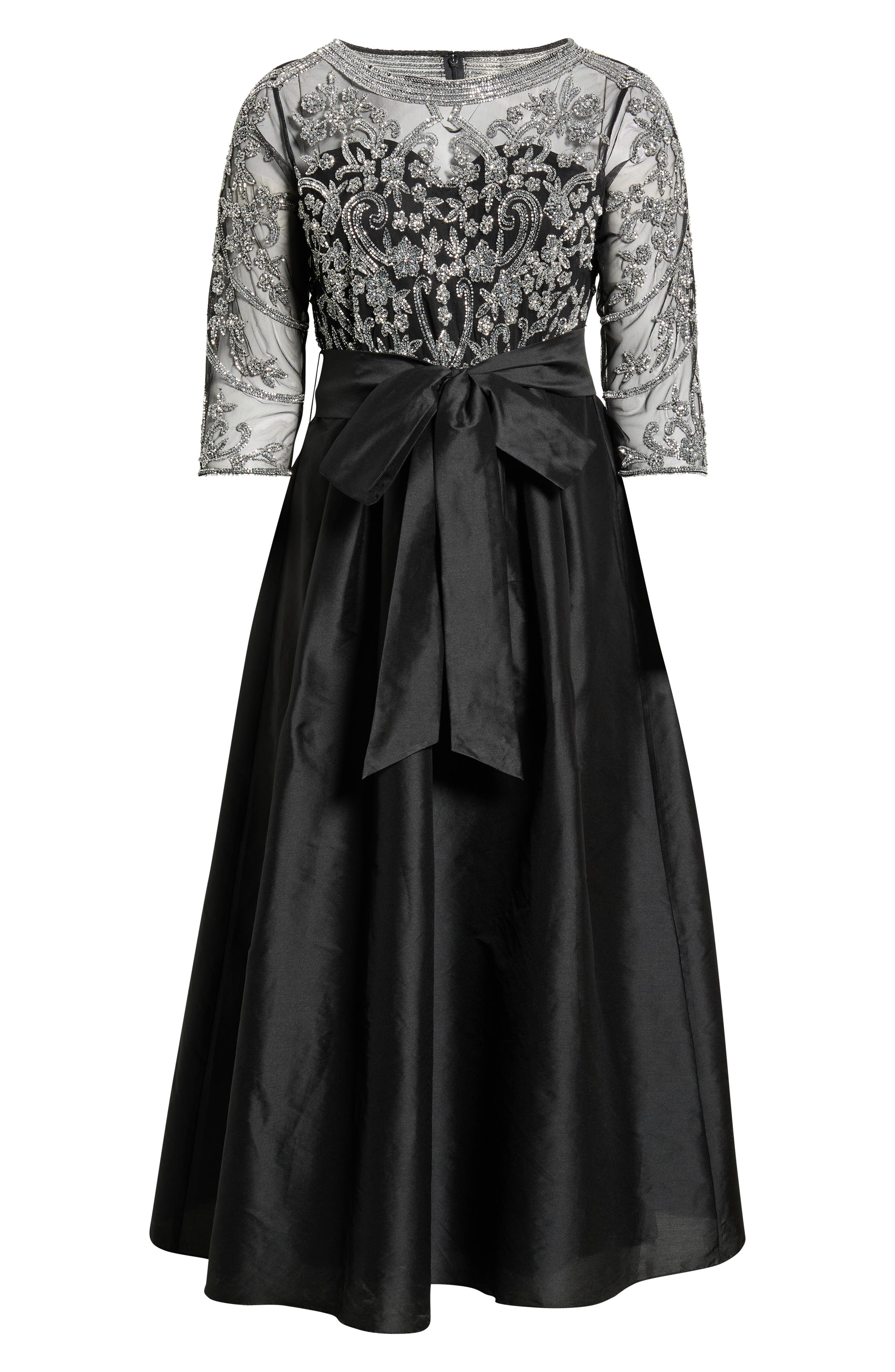 selected BLACK/ SILVER
