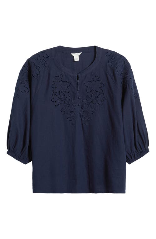 Caslonr Caslon(r) Embroidered Cutwork Split Neck Linen Blend Popover Top In Navy Blazer