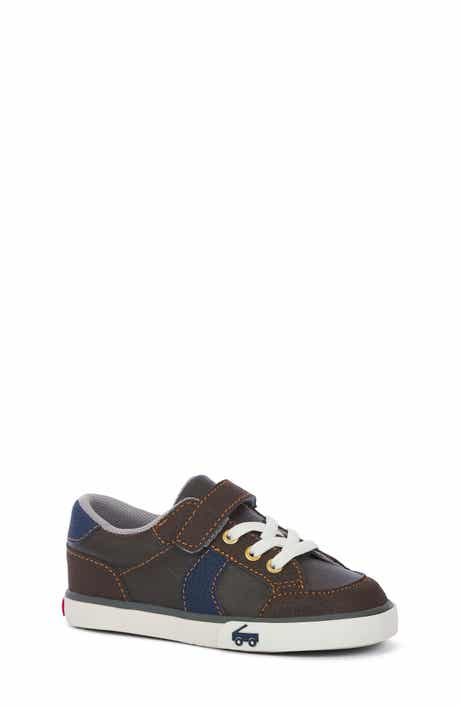 Connor Sneaker