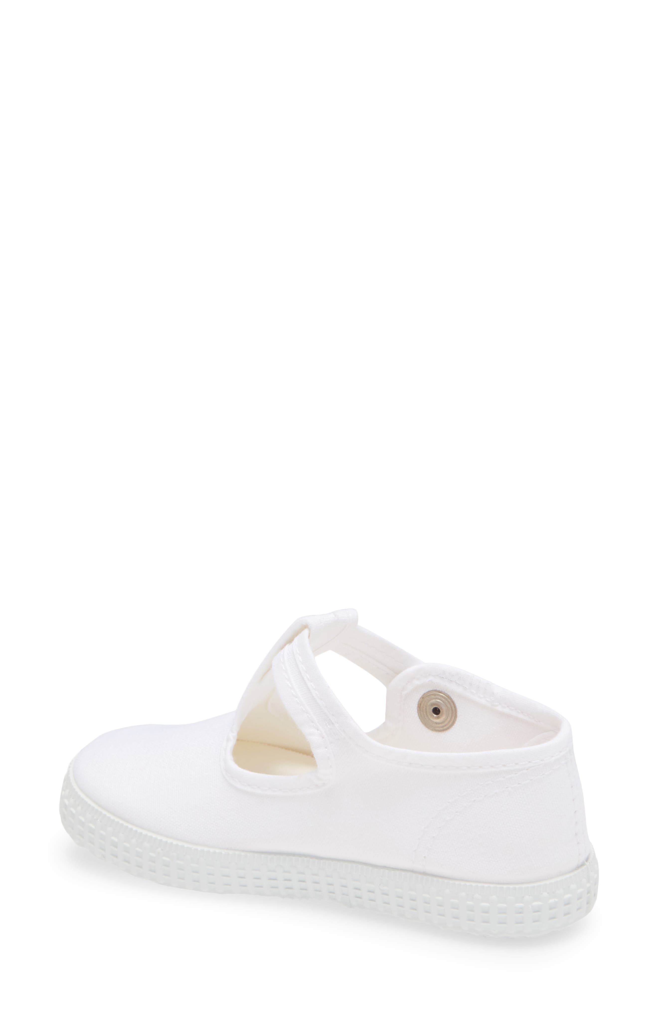 Cienta Canvas T-Strap Sneaker, Alternate, color, 