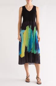 T Tahari V-Neck Sleeveless Mixed Media Dress