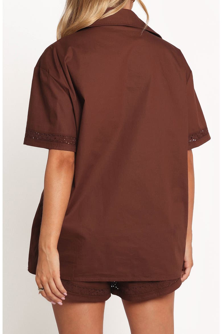 Austin Eyelet Trim Short Sleeve Cotton Button-Up Shirt, Alternate, color, CHOCOLATE