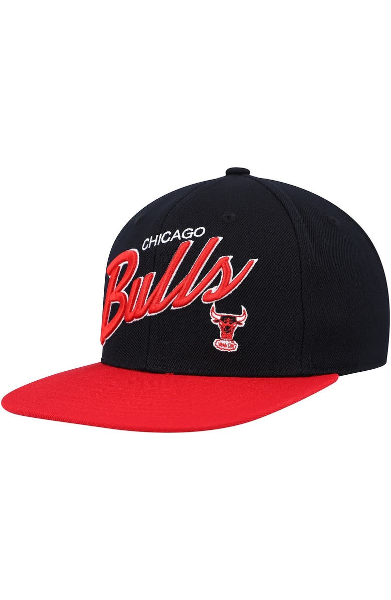 Mitchell & Ness Men's Mitchell & Ness Black/Red Chicago Bulls Team Script 2.0 Fitted Hat, Alternate, color,