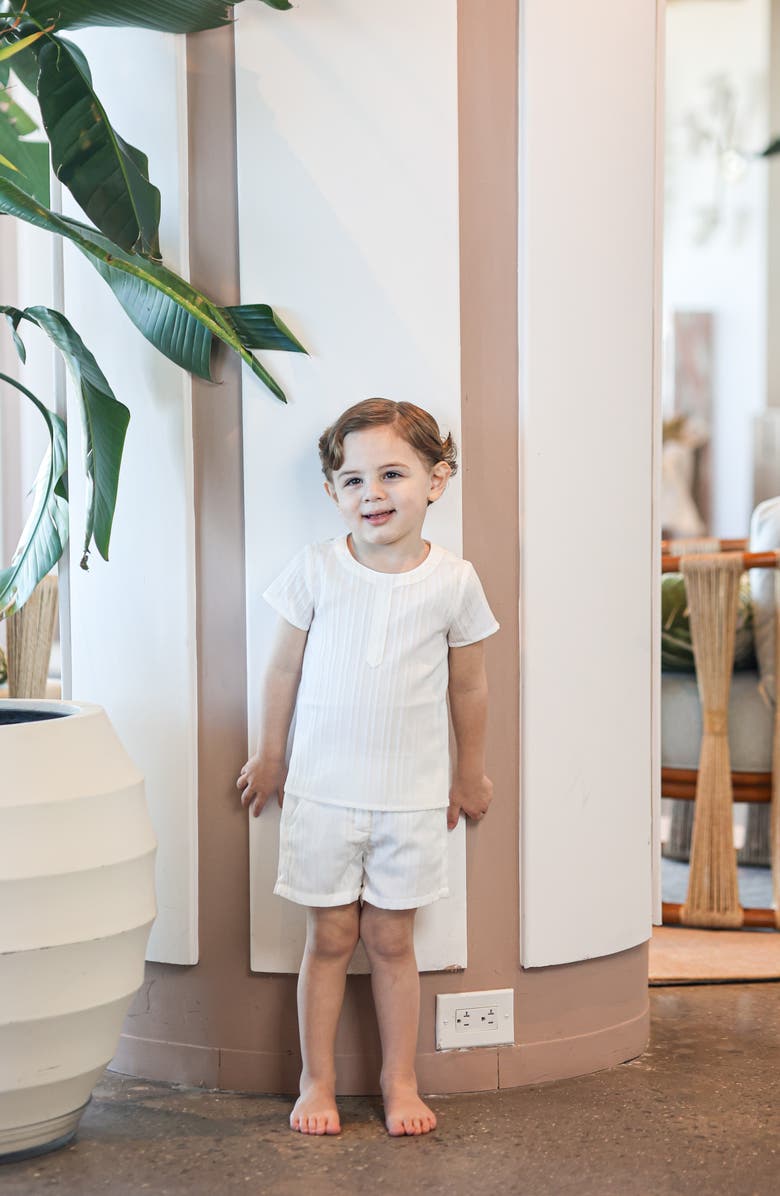 Manière , Alternate, color, White