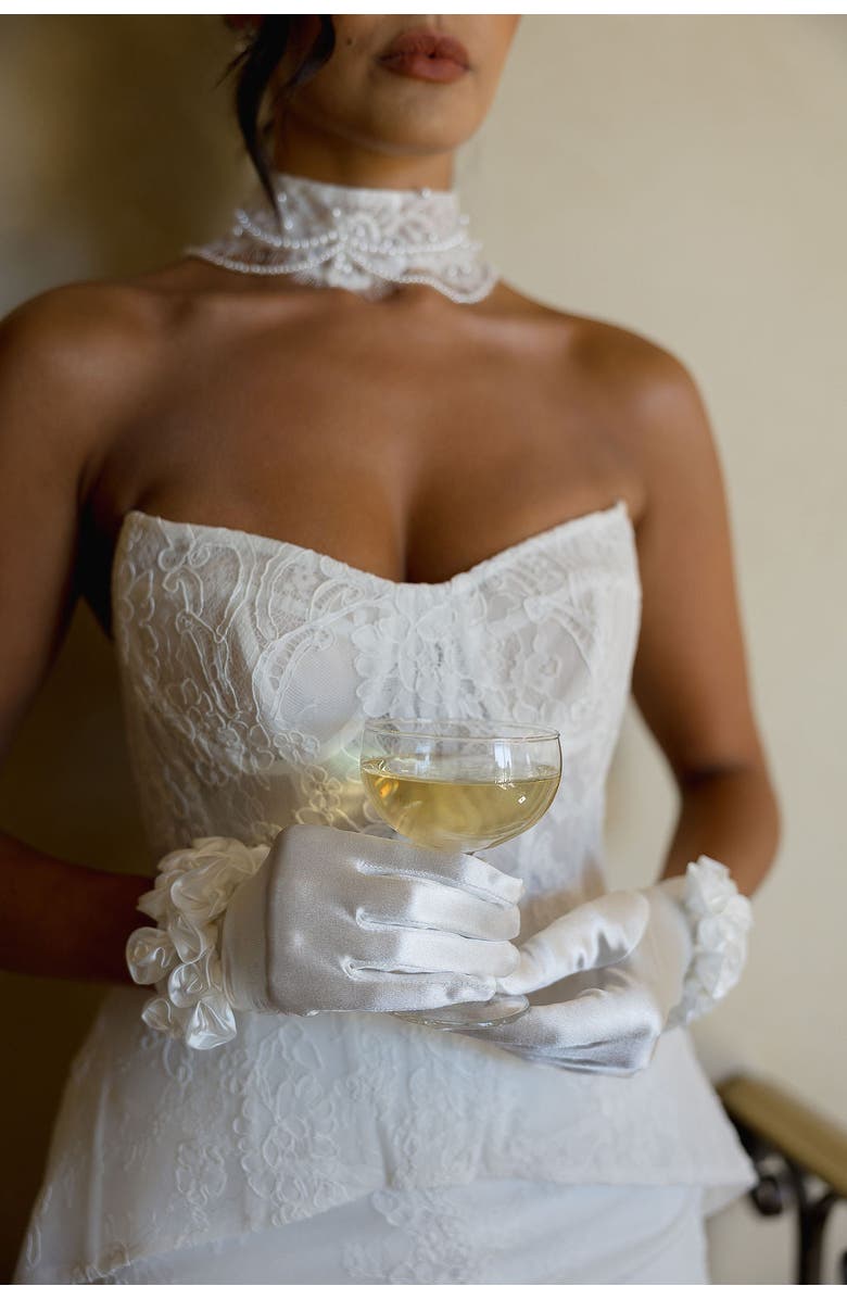 Untamed Petals Rosey Gloves, Main, color, Ivory