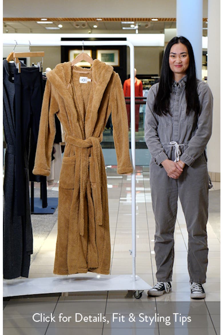 Aarti Long Fleece Robe video