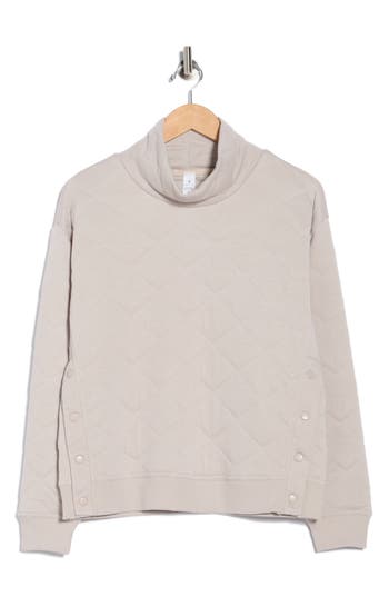 Yogalicious Summit Chic Quilted Sweatshirt In Gray