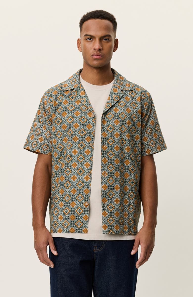 Les Deux Lukas Arabesque Print Short Sleeve Button-Up Shirt, Alternate, color, Sea Moss Green