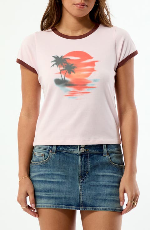 Sunset Skimmer Ringer Graphic T-Shirt