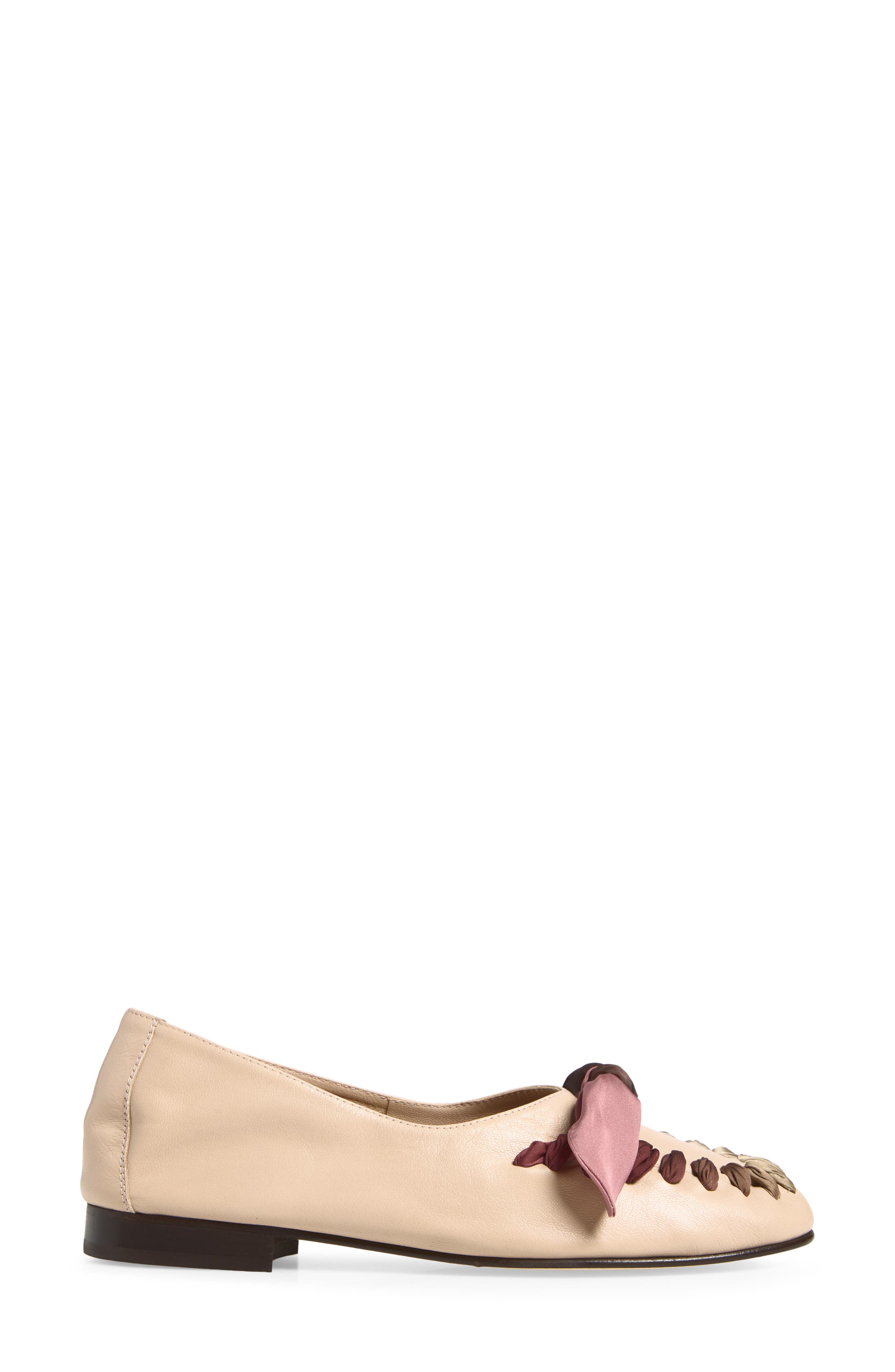 Juliol Flat, Alternate, color, BEIGE
