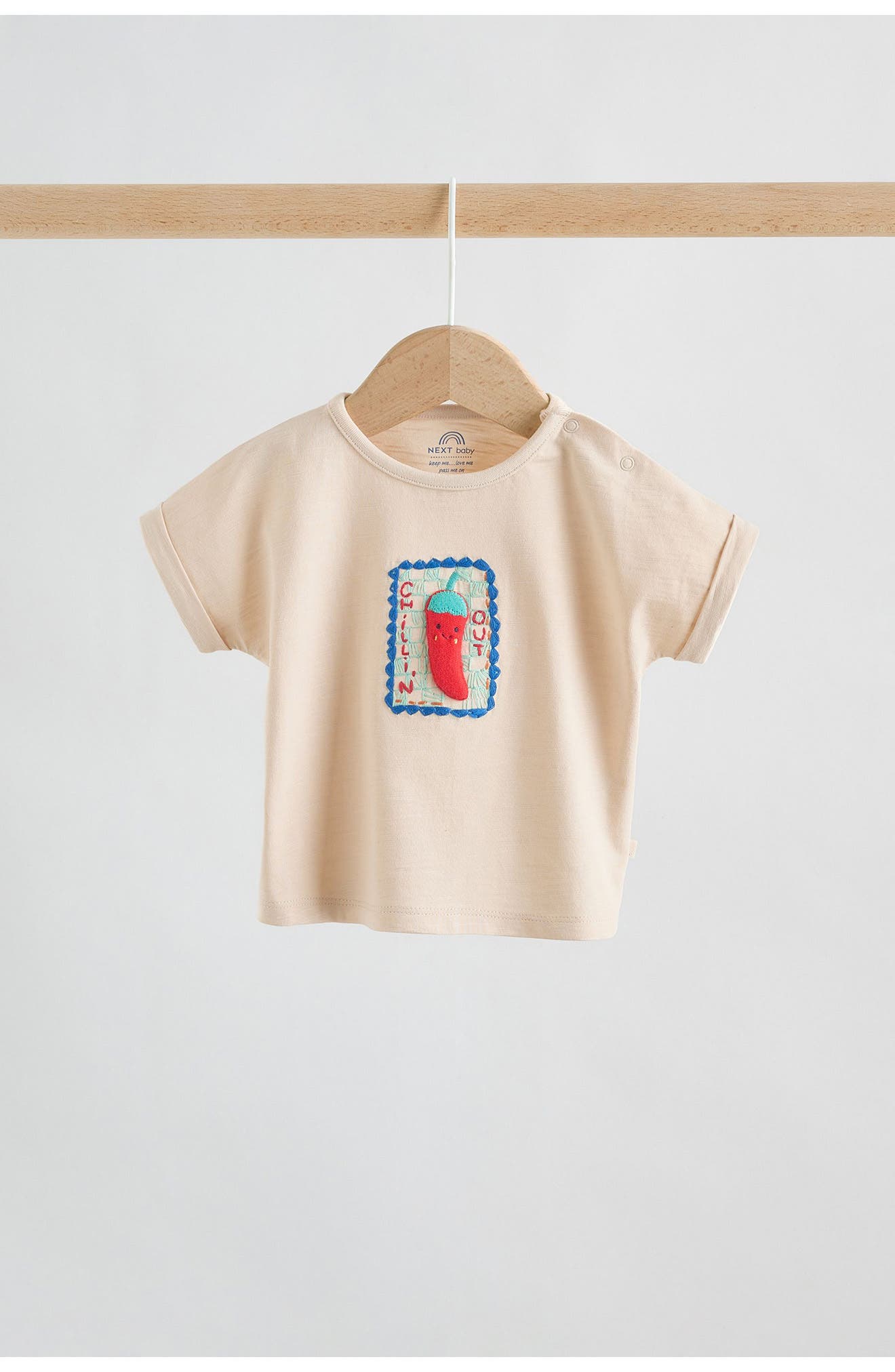 Детские NEXT Chilli Appliqué T-Shirt & Shorts Set — фото 5