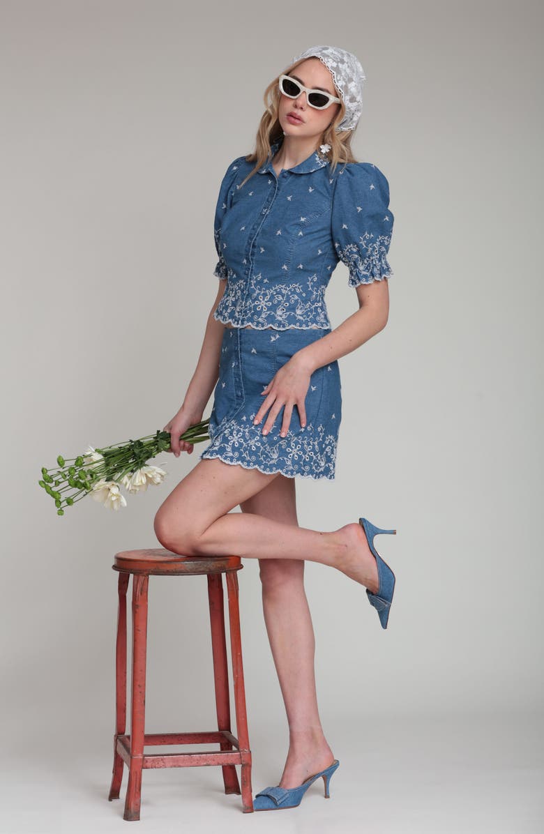 Avec Les Filles Embroidered Puff Sleeve Scallop Crop Chambray Shirt, Alternate, color, Needle Blue