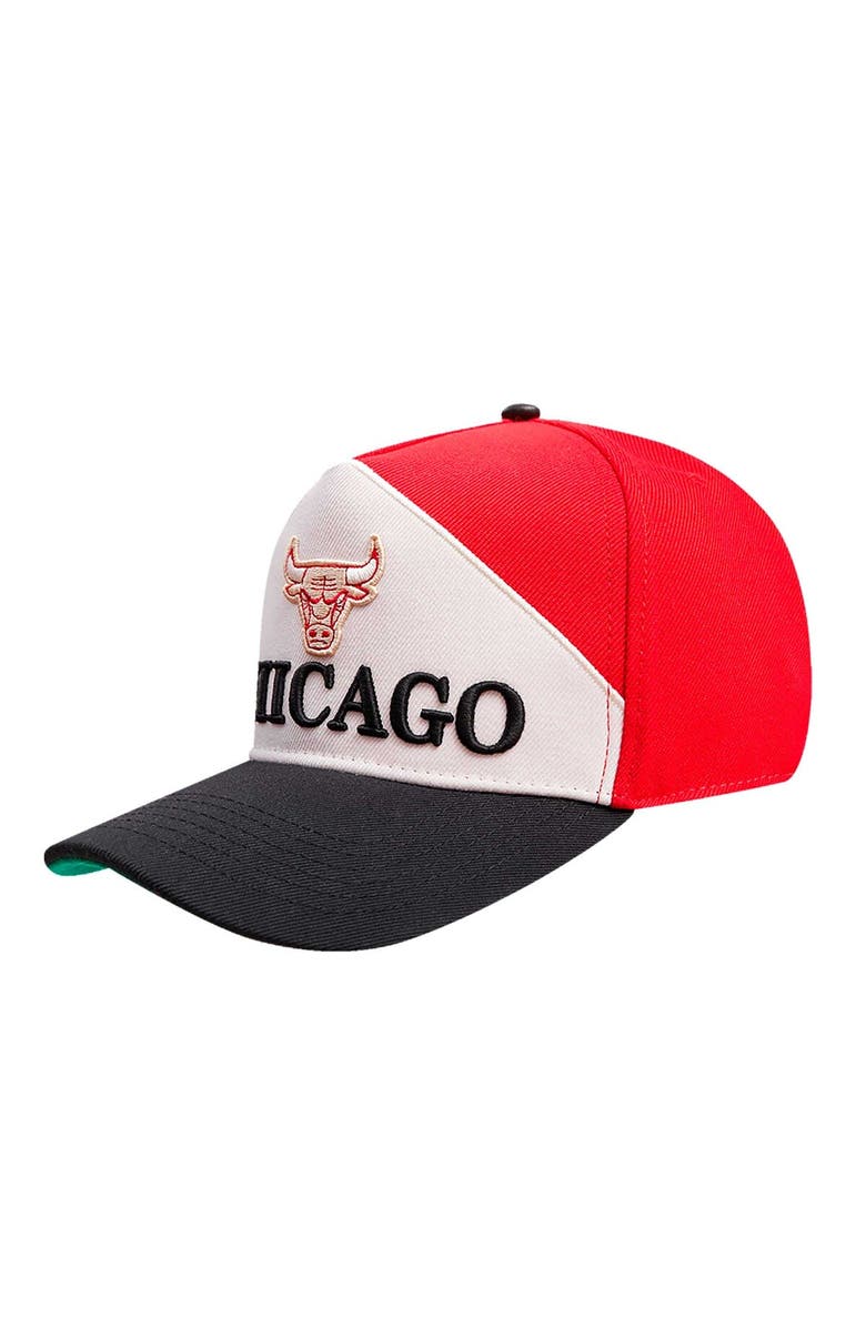 PRO STANDARD Men's Pro Standard Red/Black Chicago Bulls Pinch Chevron Adjustable Hat, Alternate, color, Red
