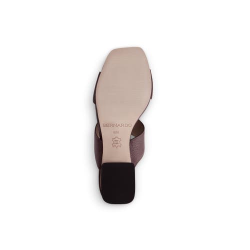 BERNARDO FOOTWEAR BERNARDO FOOTWEAR JEWEL LOW HEEL SANDAL