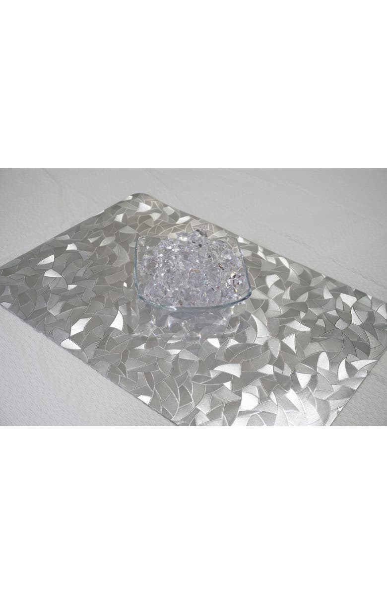 DAINTY HOME Mirrored Set of 6 Placemats, Alternate, color, Silver