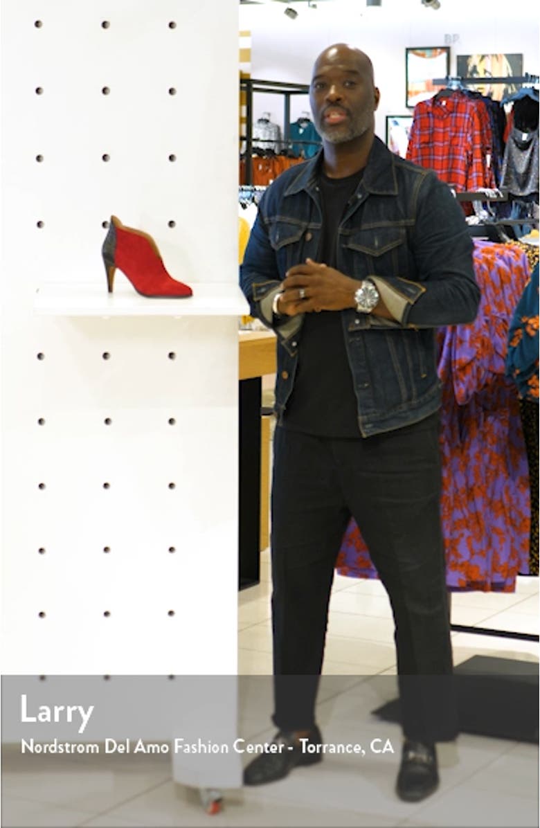 Nia Bootie, sales video thumbnail