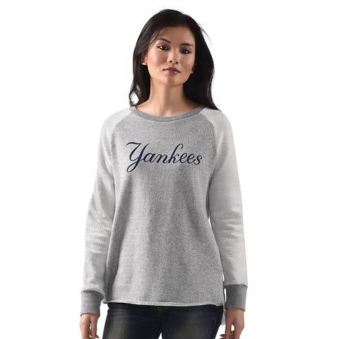 Women's G-III 4Her by Carl Banks  Heather Gray New York Yankees Gridiron Raglan Pullover Sweatshirt