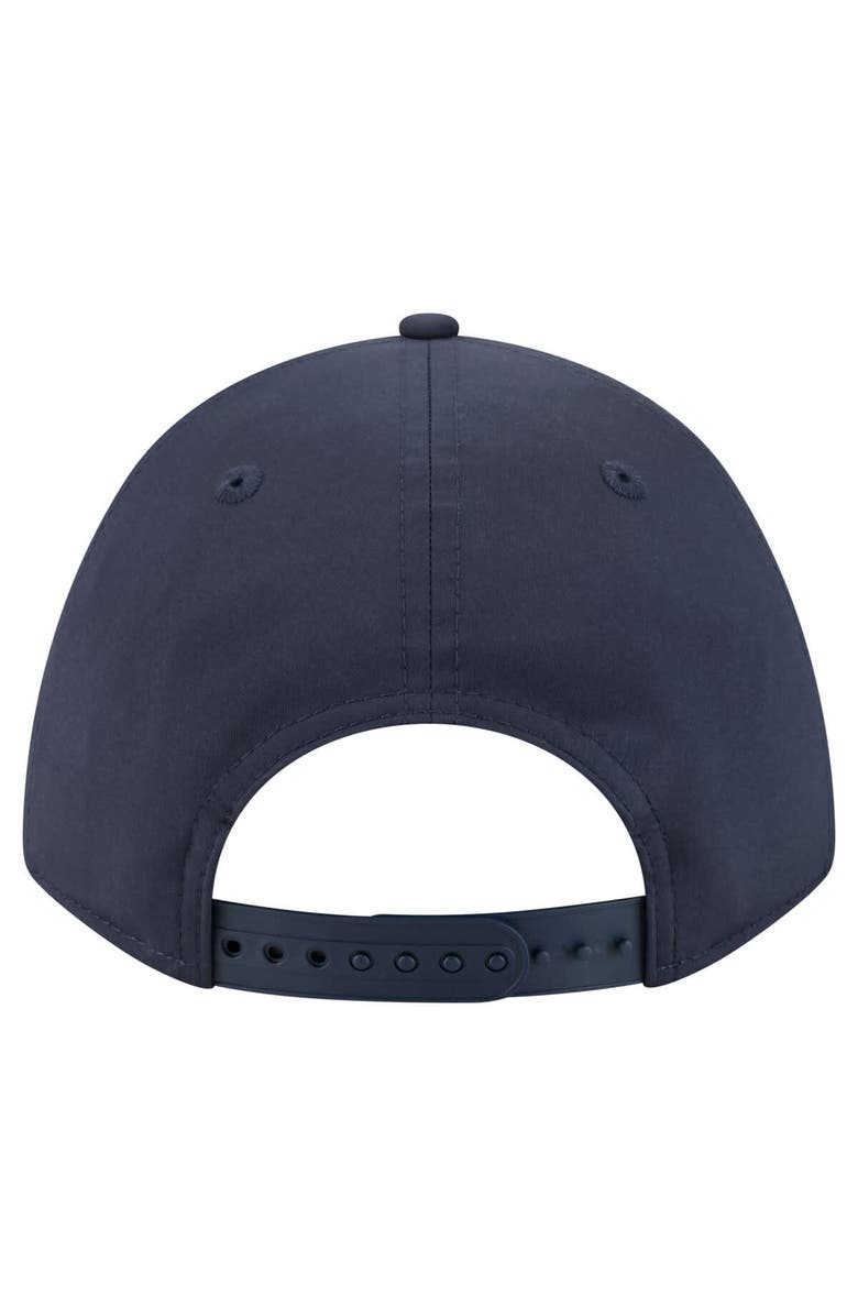 New Era Men's New Era White/Navy Chicago Bears Adventure Gradient 9FORTY M-Crown A-Frame Adjustable Hat, Alternate, color, White