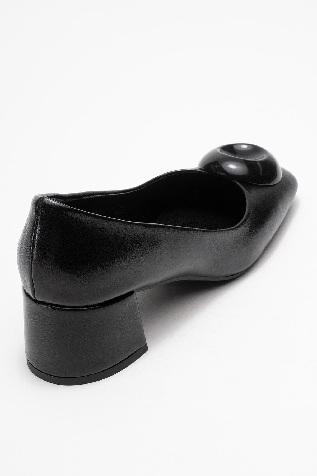 Prologue Shoes Mila Buckle Square Toe Block Heel Pump, Alternate, color, Black