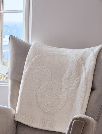CozyChic<sup>®</sup> Disney Mickey Blanket