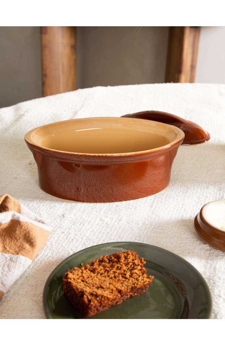 Une Vie Nomade Vintage Oval Lidded Baking Dish with Lid, Alternate, color, Red