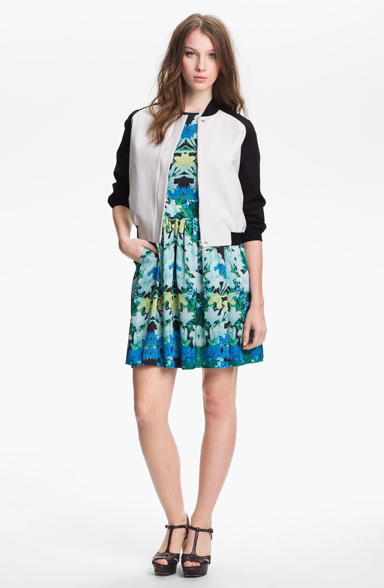 Vince Camuto , Alternate, color,