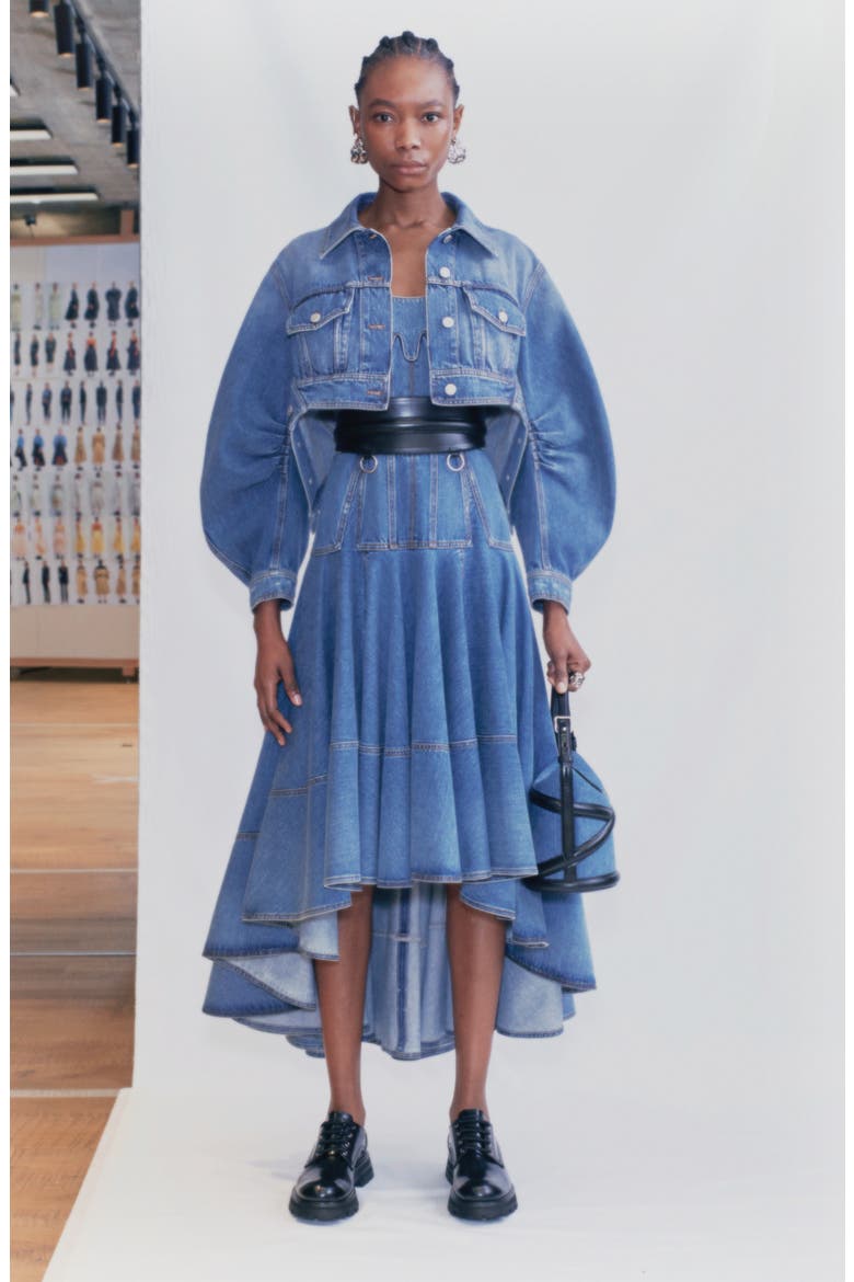 Alexander McQueen Full Sleeve Crop Denim Jacket, Alternate, color, INDIGO WASHED