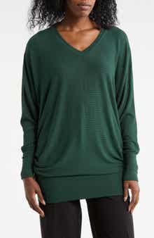 GO COUTURE V-Neck Dolman Tunic Sweater
