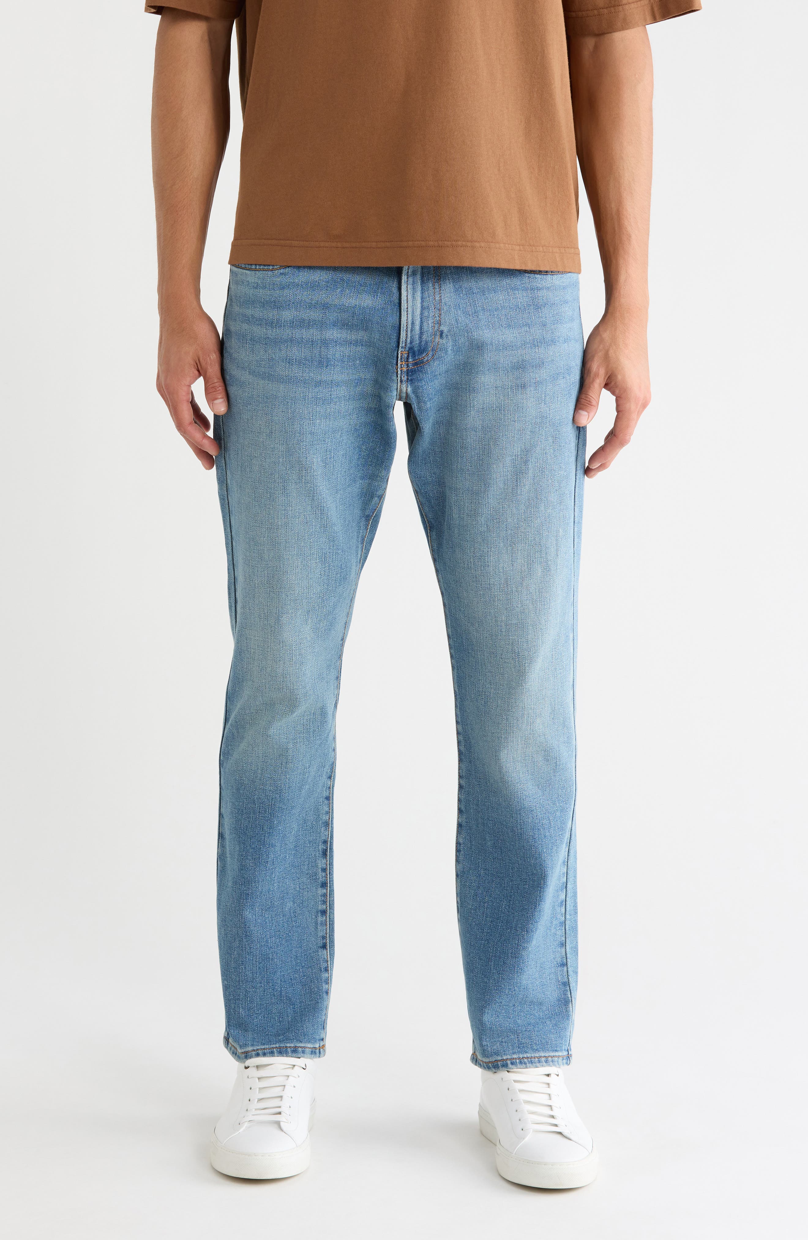 Lucky Brand 410 Athletic Straight Fit Jeans