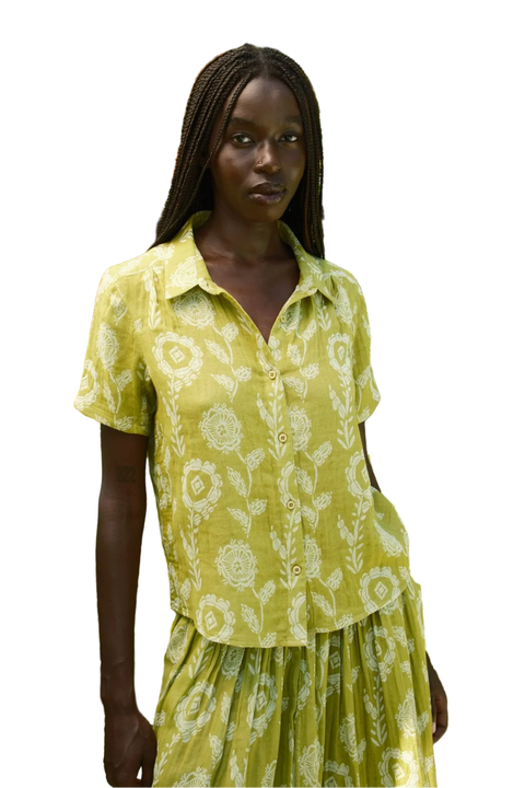 Winnie Button-up Foldover Collar Blouse