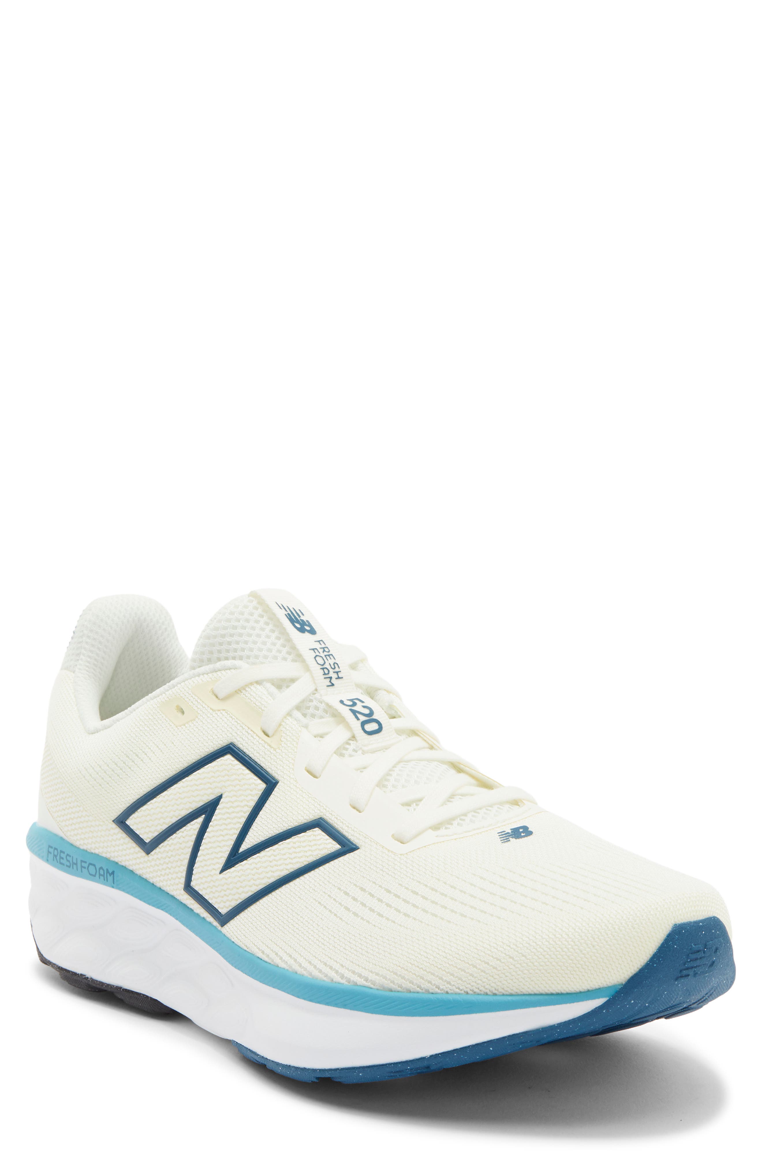 520 Running Sneaker