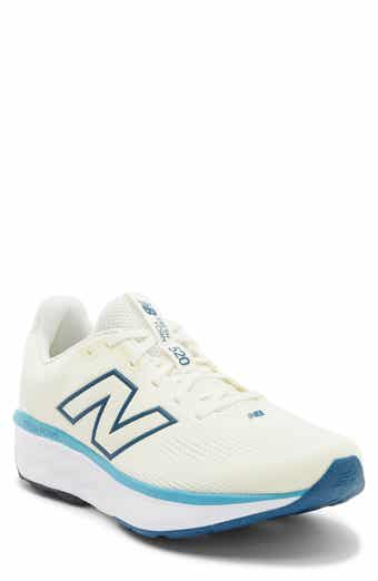 520 Running Sneaker