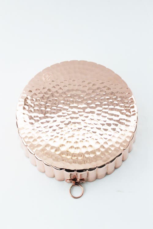 Coppermill Kitchen Vintage Inspired Cake Pan In Copper