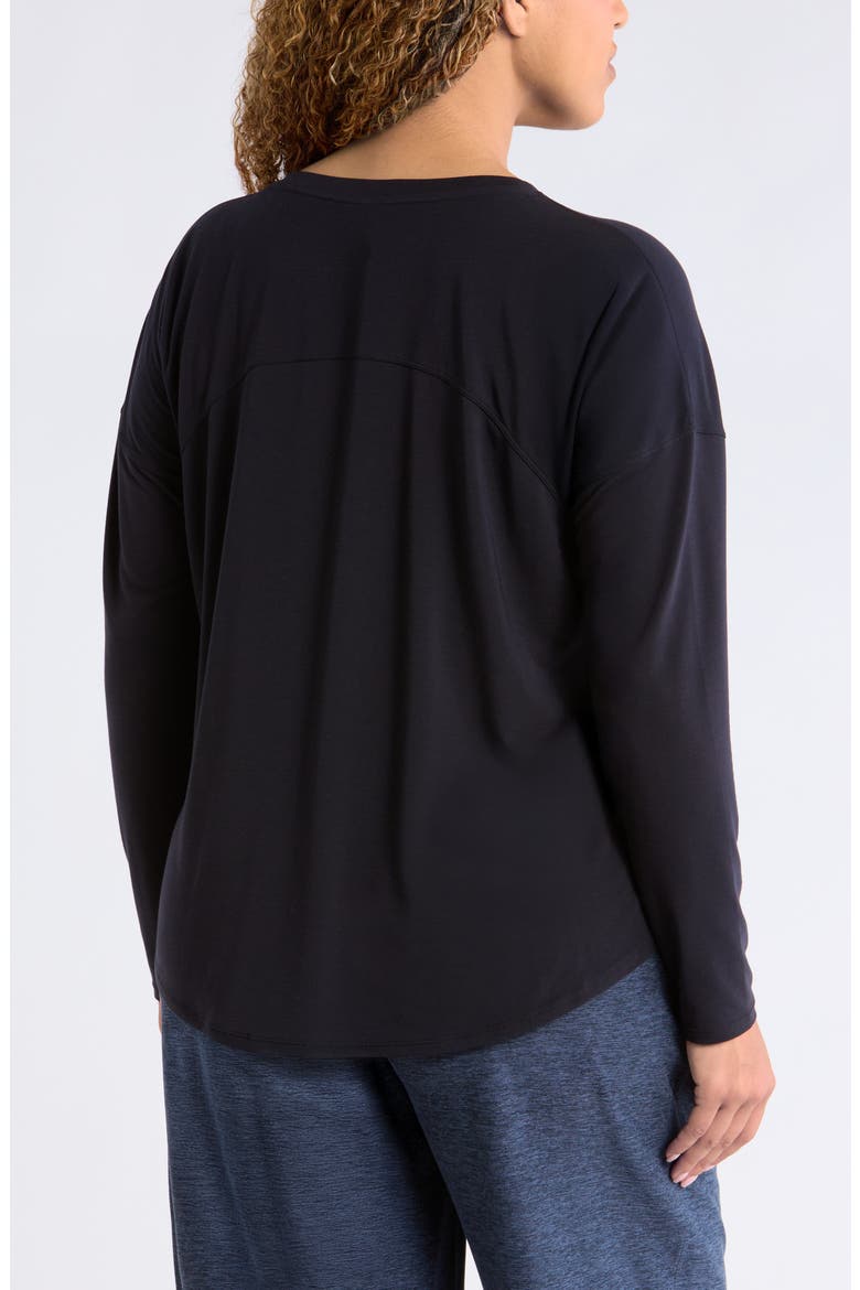 Breathe Long Sleeve Performance T-Shirt, Alternate, color, BLACK