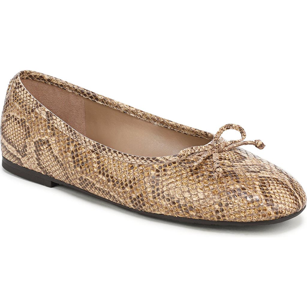 Sam Edelman Alie Ballet Flat In Light Sand