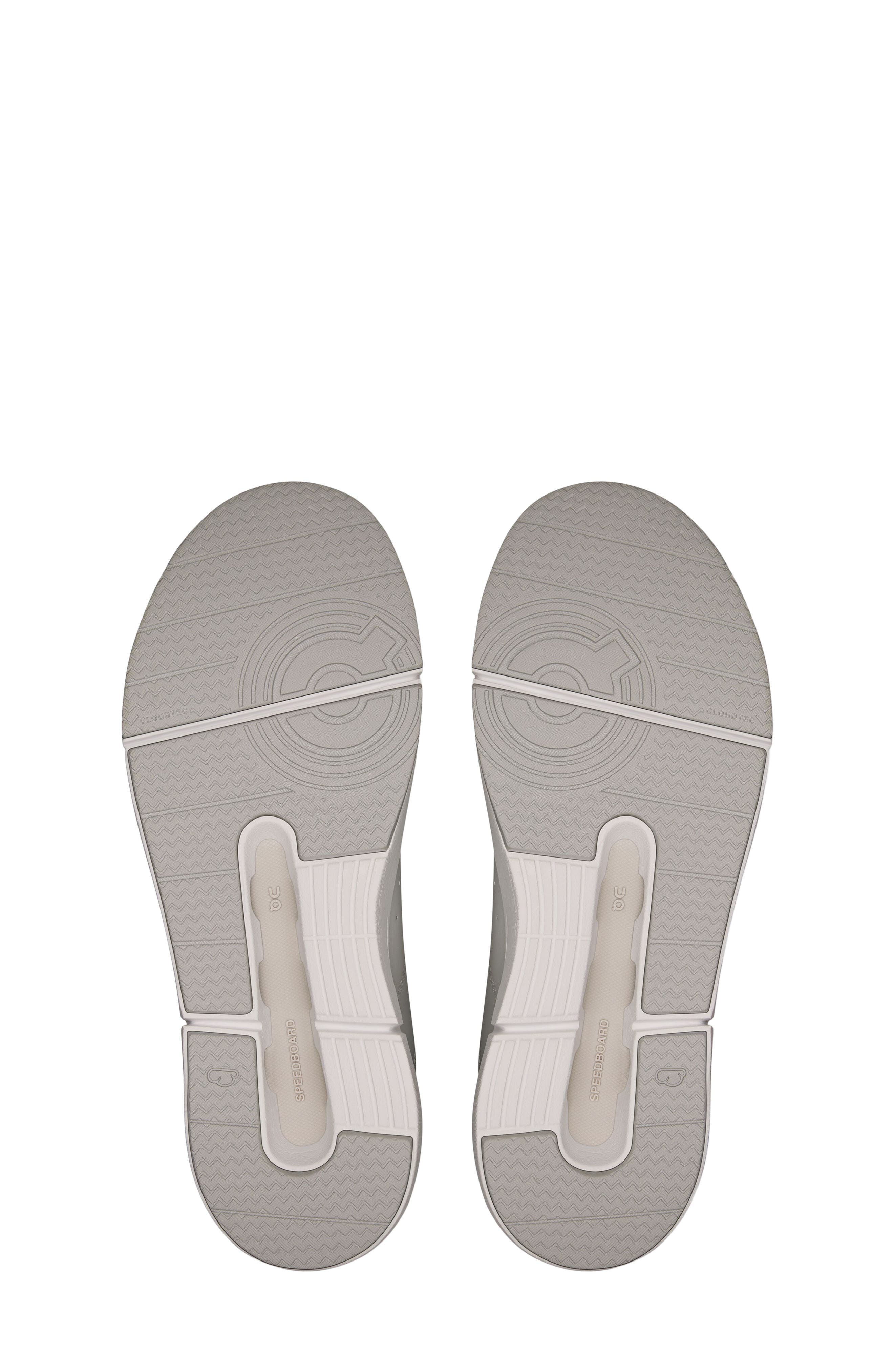 On Kids' THE ROGER Youth Tennis Sneaker, Alternate, color, Frost/ Silver