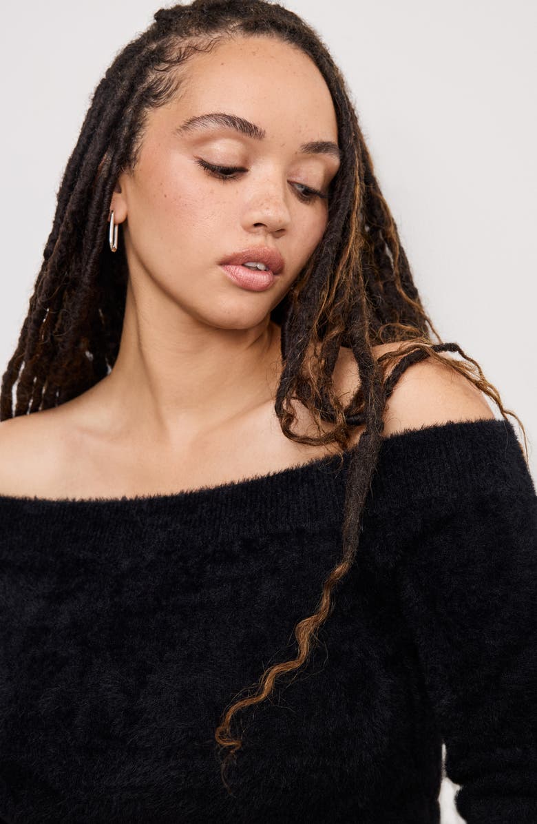 Good American Off the Shoulder Sweater, Alternate, color, Black001